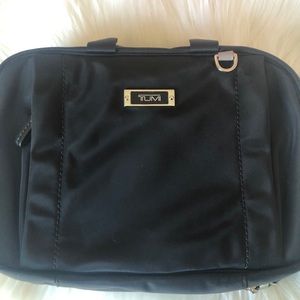 Tumi cosmetics case